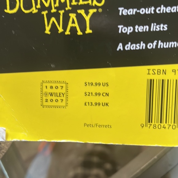 COPY - Ferrets for Dummies the handbook - Picture 3 of 3